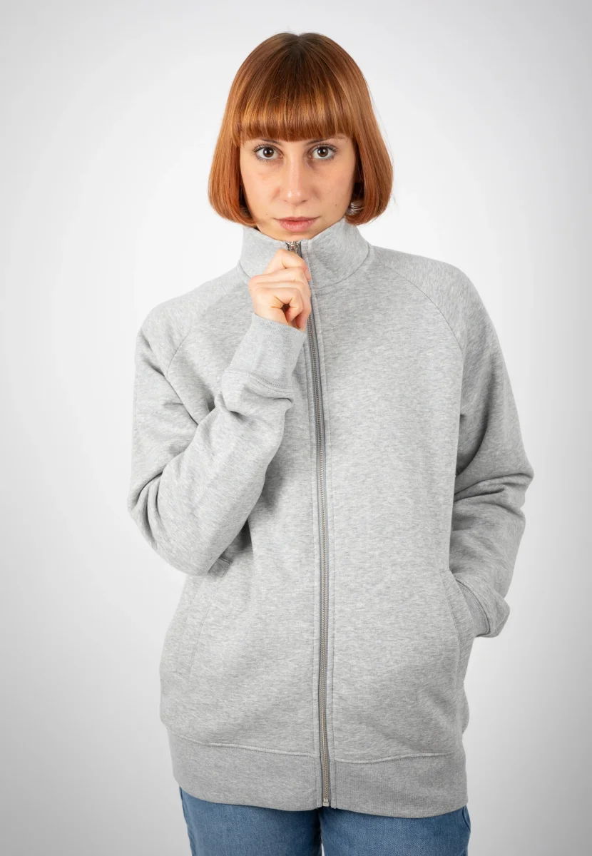 TRAILER | Nachhaltige Sweatshirt-Jacke aus Bio-Baumwolle – Bild 9
